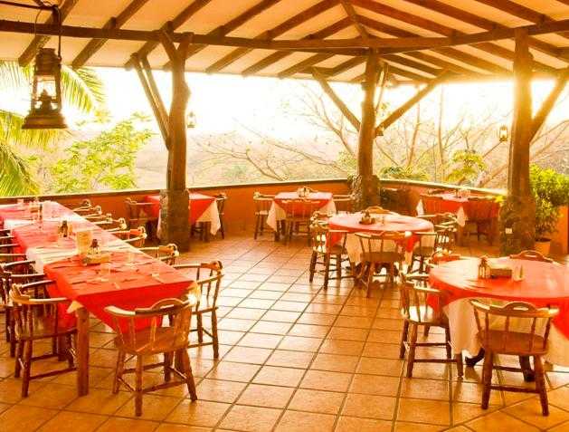 Hacienda Guachipelin Hotel