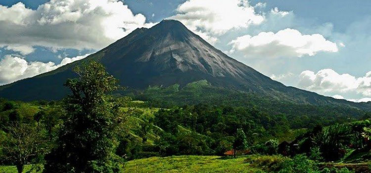 Arenal-Volcano