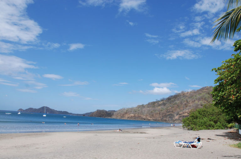 Playa Hermosa Town