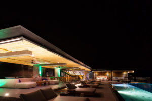 kura_night_lounge_pool