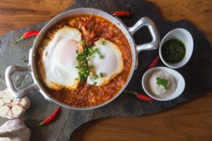 spicy monday shakshuka