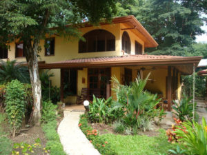 Nosara Beach House: nosara accommodation