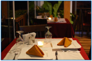 Hotel Samara Inn: restaurant